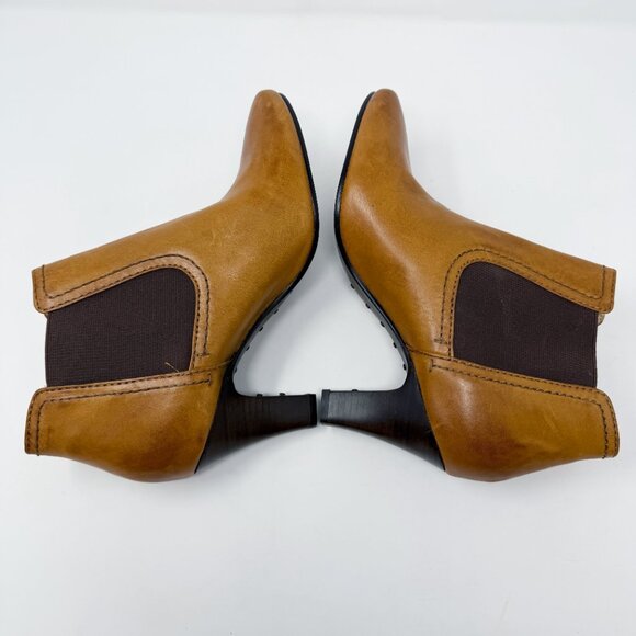 Frye Cognac Brown Leather Scarlett Chelsea High Heel Bootie Women's Sz 9 Pull On - Picture 6 of 10